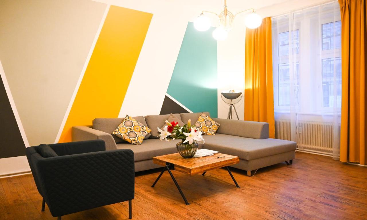 Modern Apartment Wiener Stadthalle Eksteriør billede