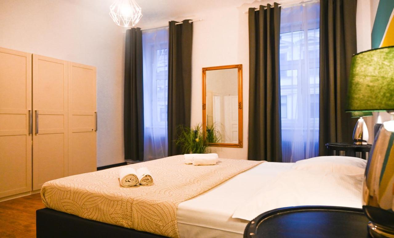 Modern Apartment Wiener Stadthalle Eksteriør billede